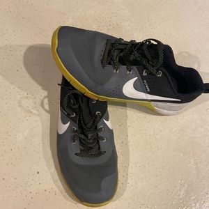 Nike Mens Metcon size 10